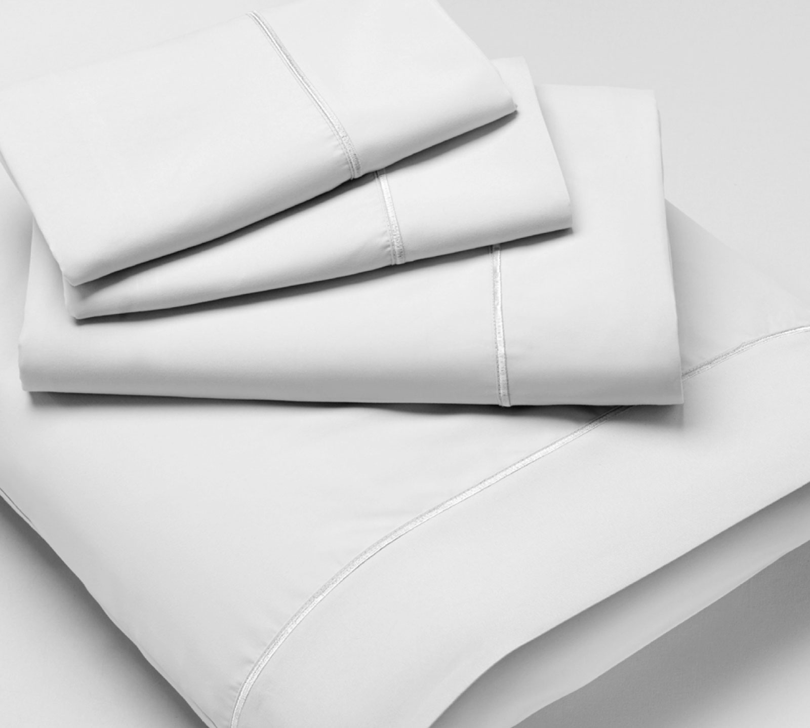 PureCare Full Luxury Microfiber Wrinkle Resistant Sheet Set | White