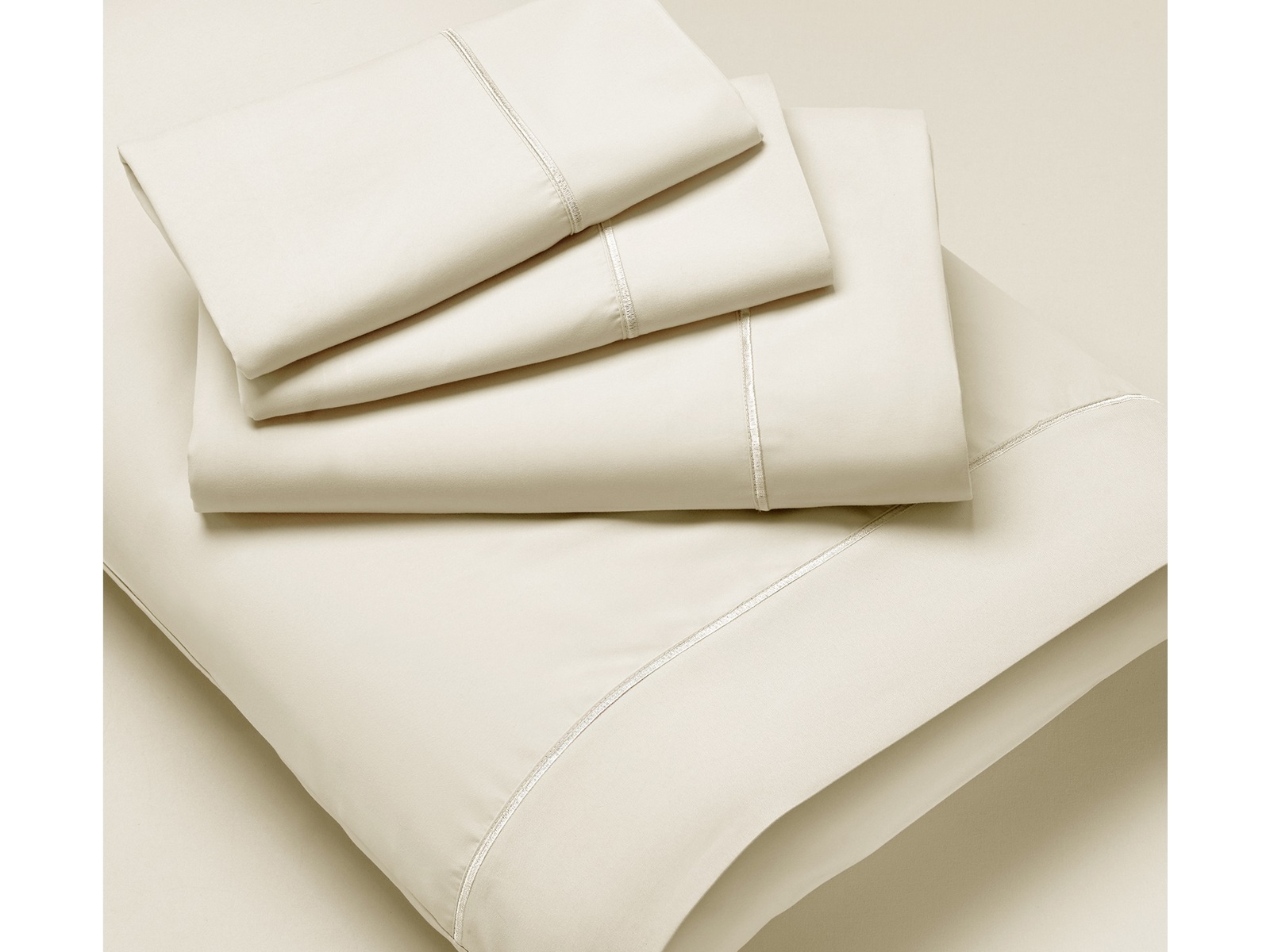 PureCare Standard Luxury Microfiber Wrinkle Resistant Pillowcase Set | Ivory