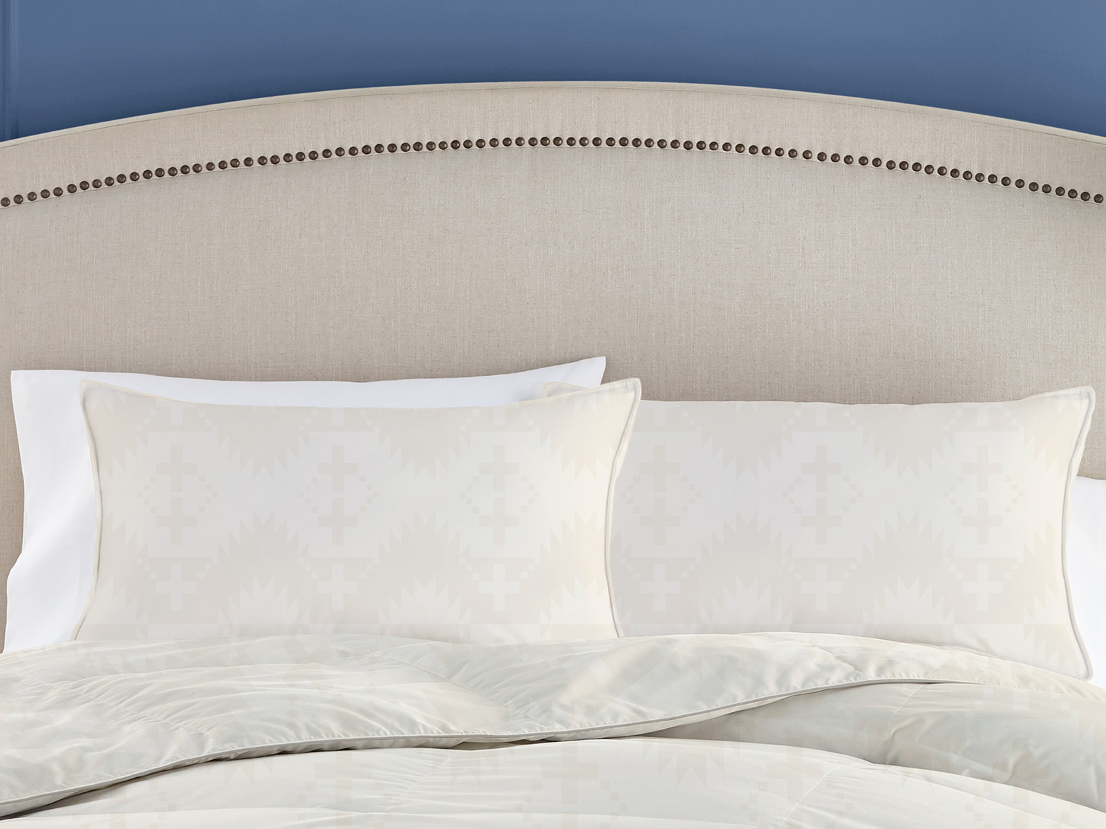 Pendleton Standard/Queen Spider Rock Down Alternative Pillow