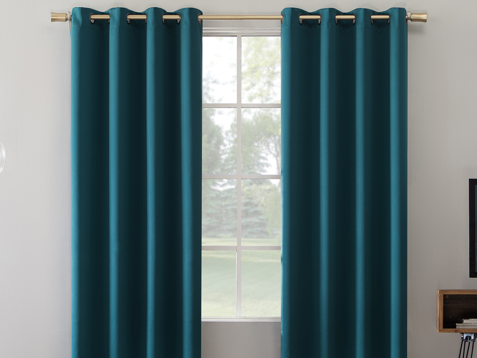 V000259779 Sun Zero Blackout Window Curtain Set | 52X84 | Osl sku V000259779