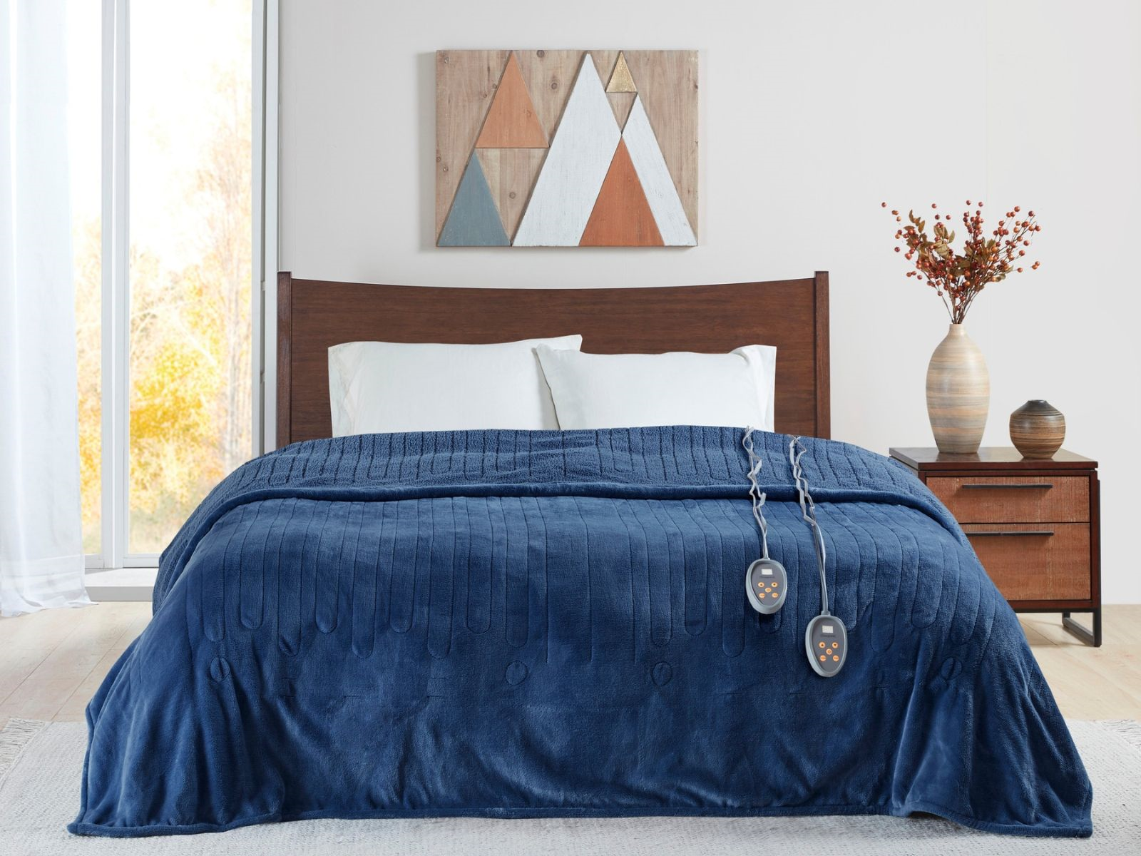 Beautyrest Queen Heated Microlight to Berber Blanket | Indigo