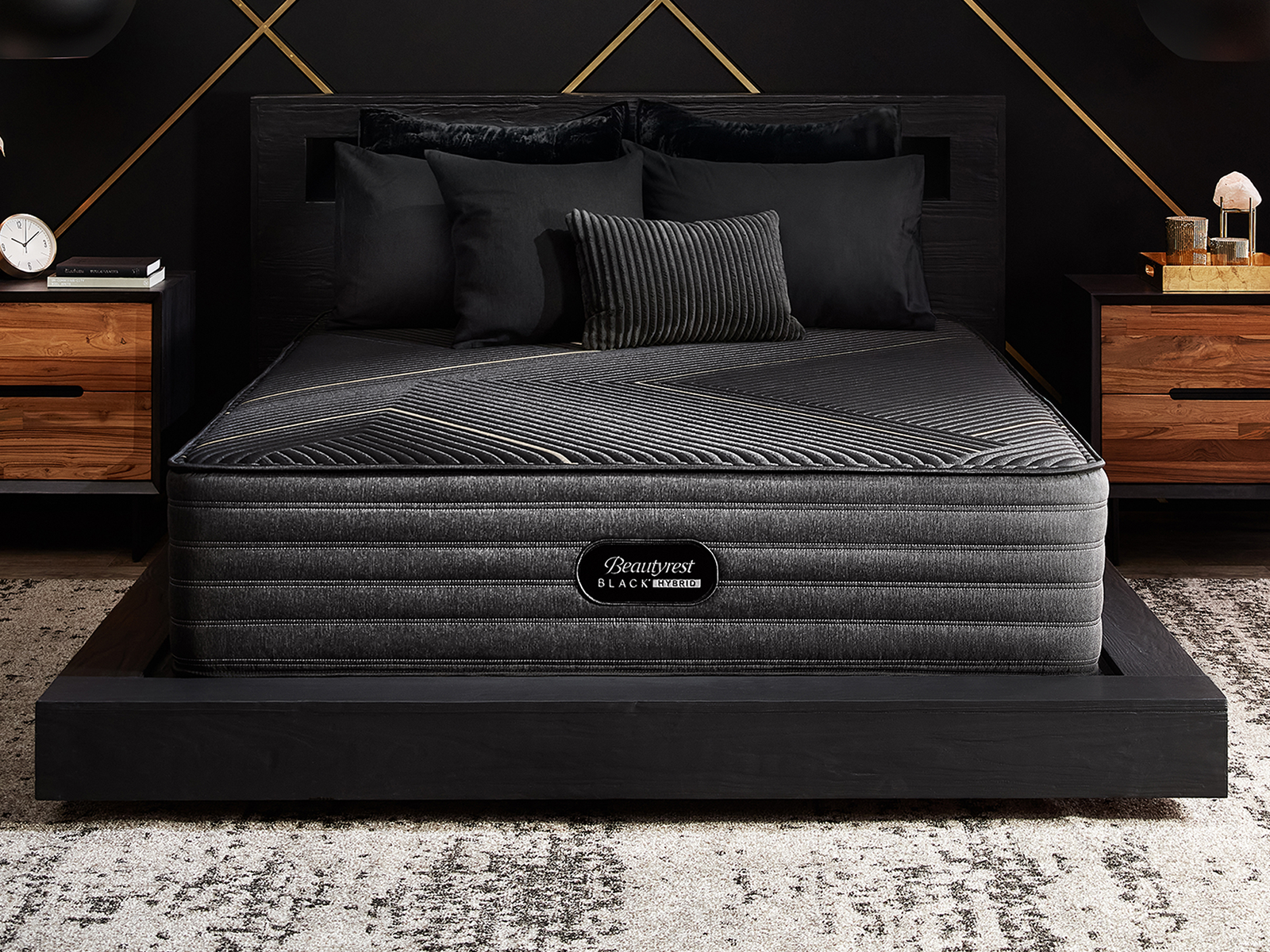 Black Hybrid KX-Class 15" Firm Mattress