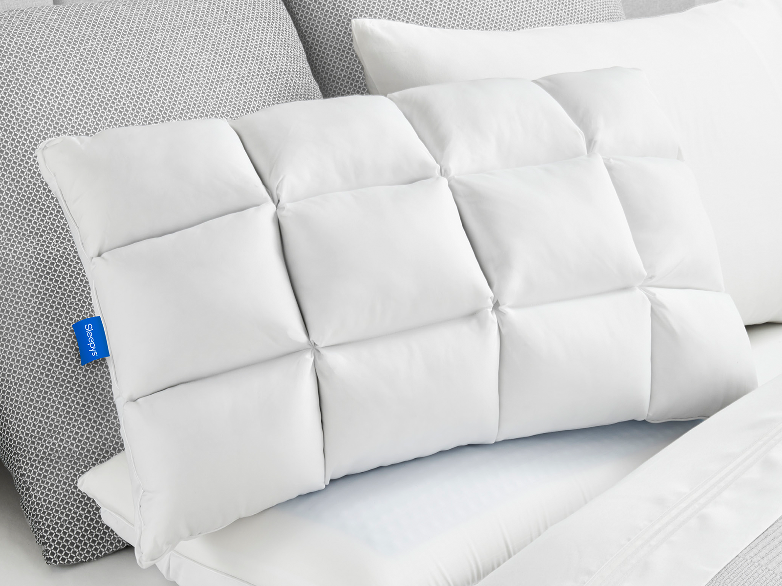  Frio Chill Hybrid Pillow