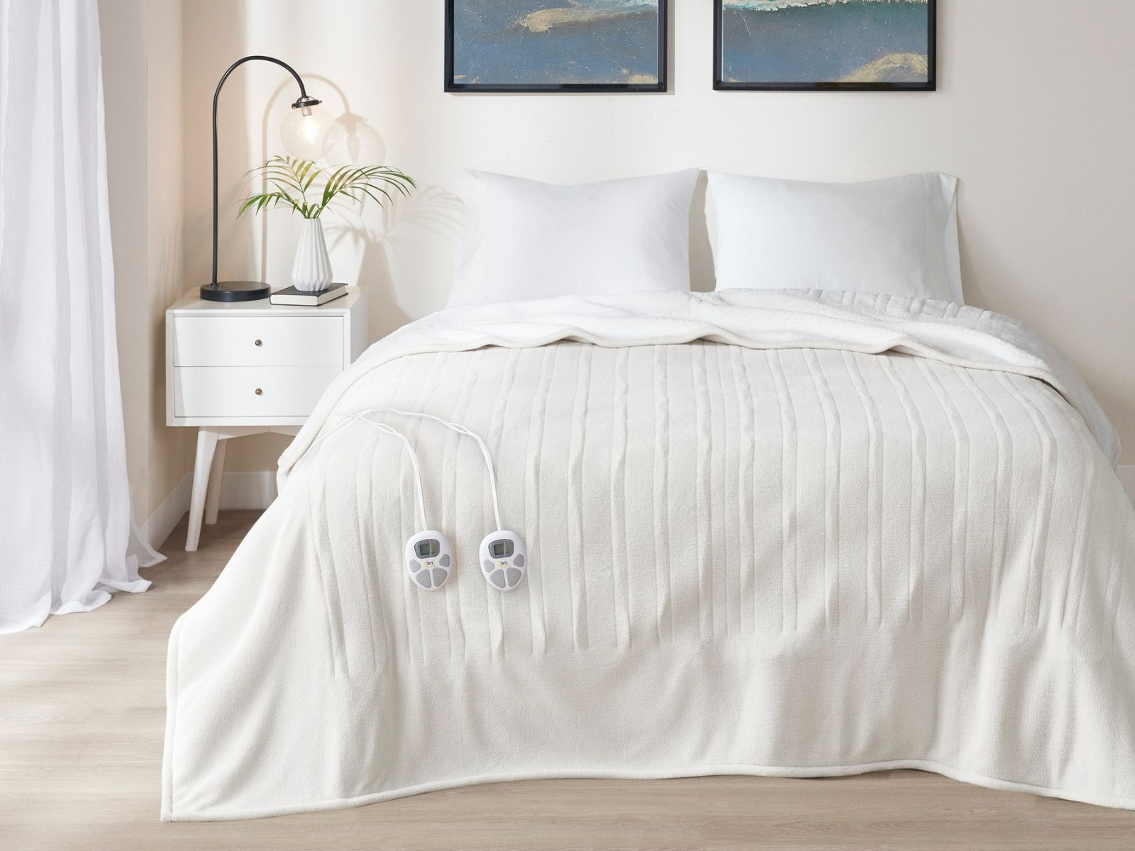 Fleece to Sherpa Heated Blanket
