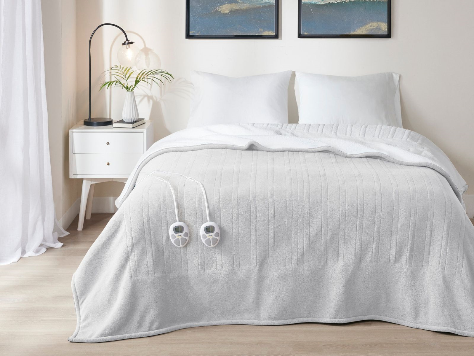 Fleece to Sherpa Heated Blanket