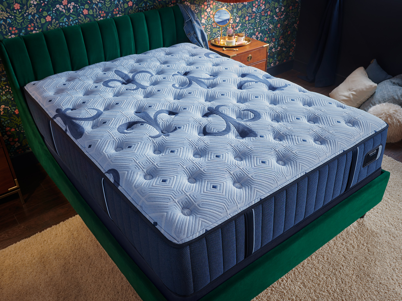 Estate 14.5" Medium Mattress