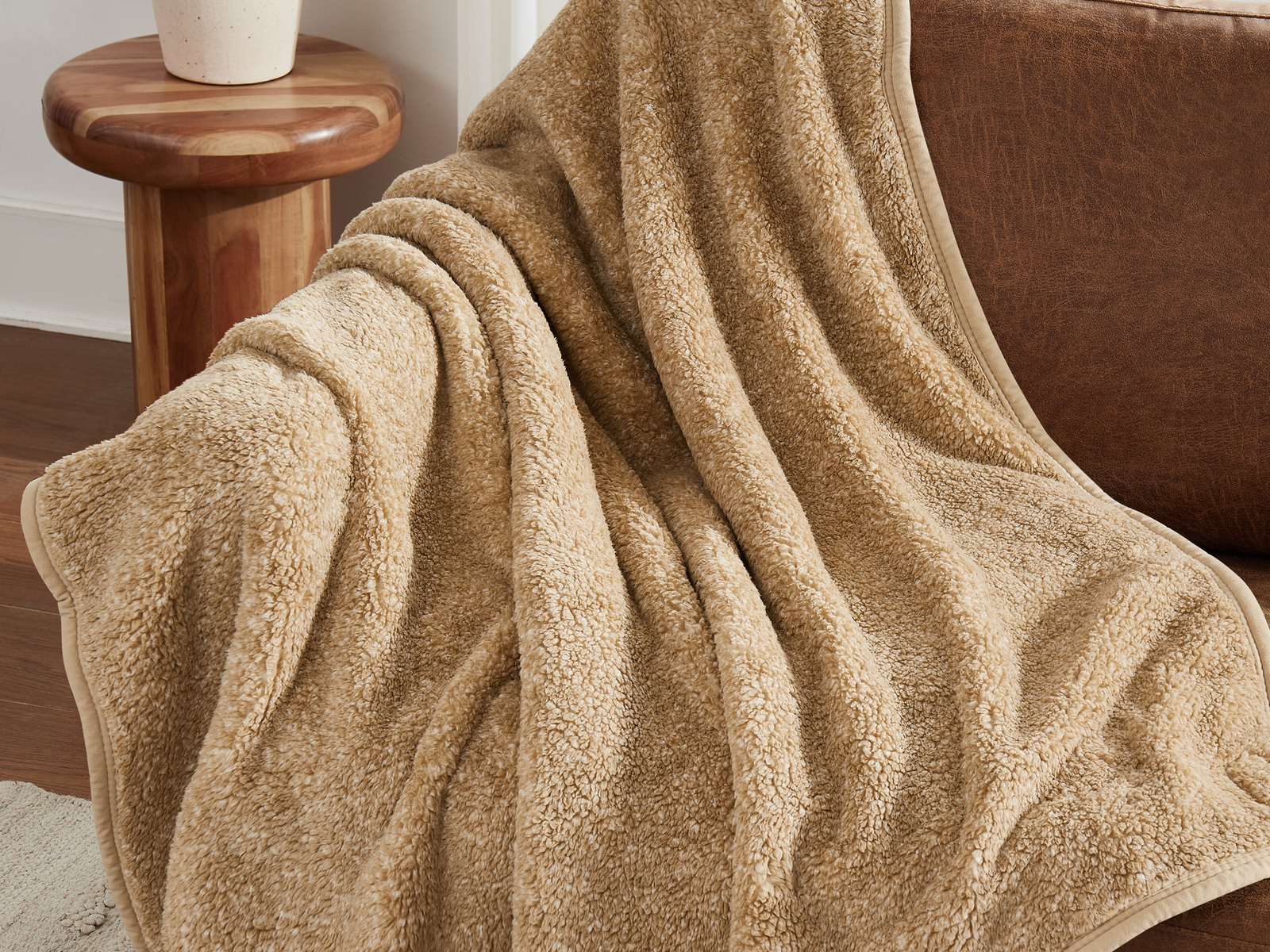 Brooklyn Loom Heathered Sherpa Washable Throw, One Size, Beige