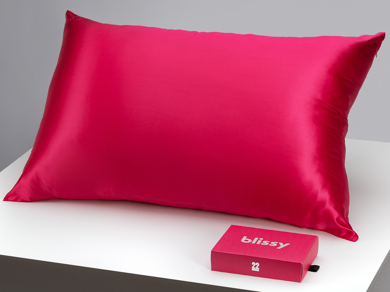 Blissy Queen 100% Mulberry Silk Pillowcase | Hibiscus