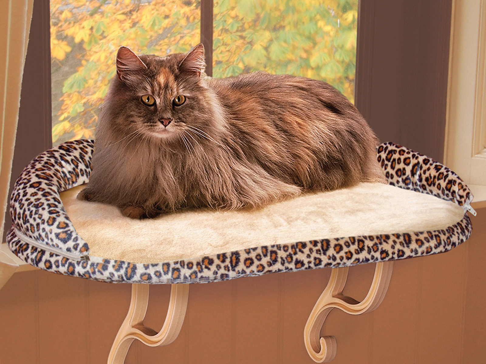 K and H Pet Products Deluxe Kitty Sill with Bolster | Leopard