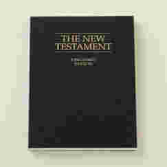 New Testament Softcover Regular Black