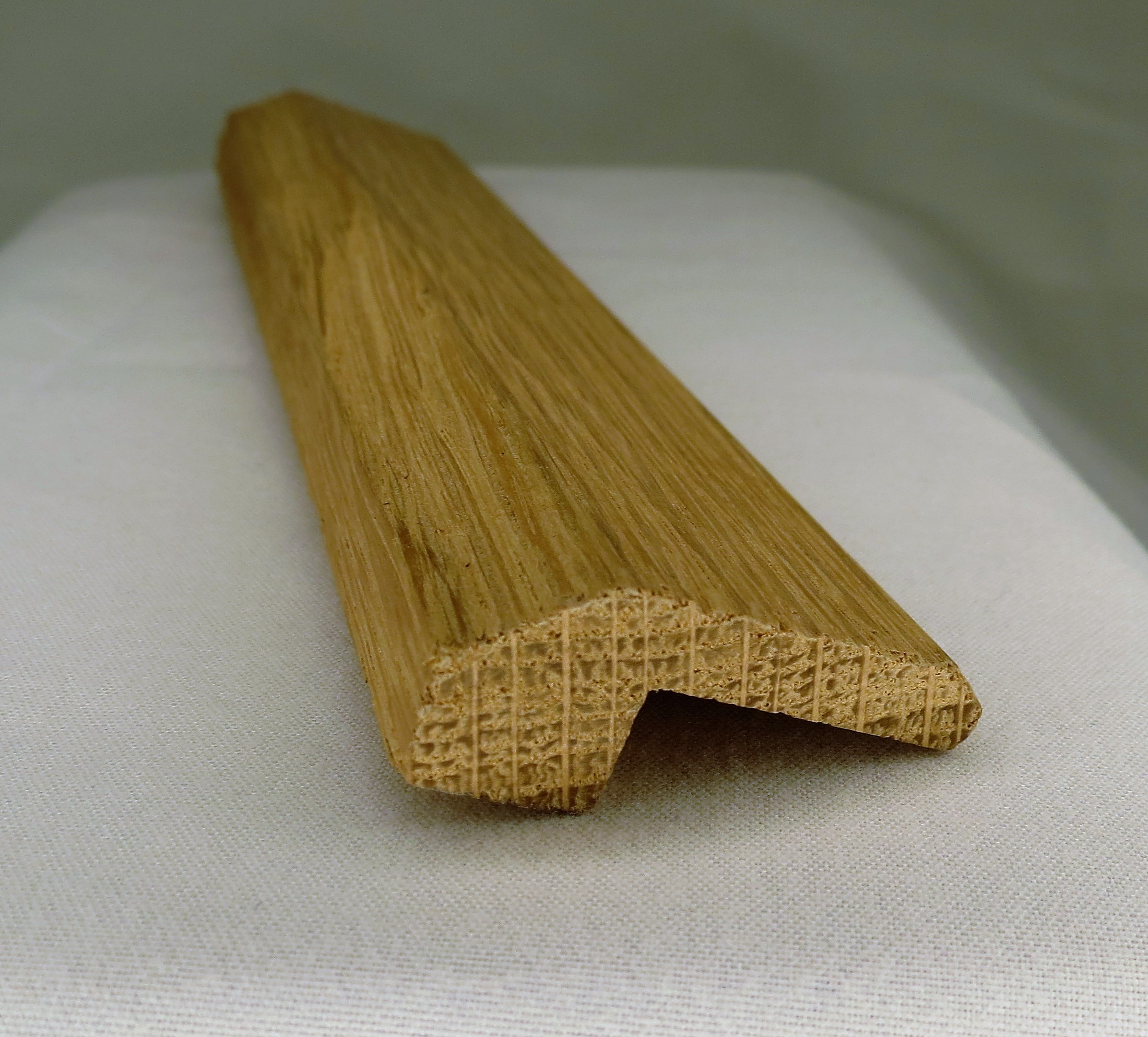 Unfinished Molding Mini-Threshold White Oak