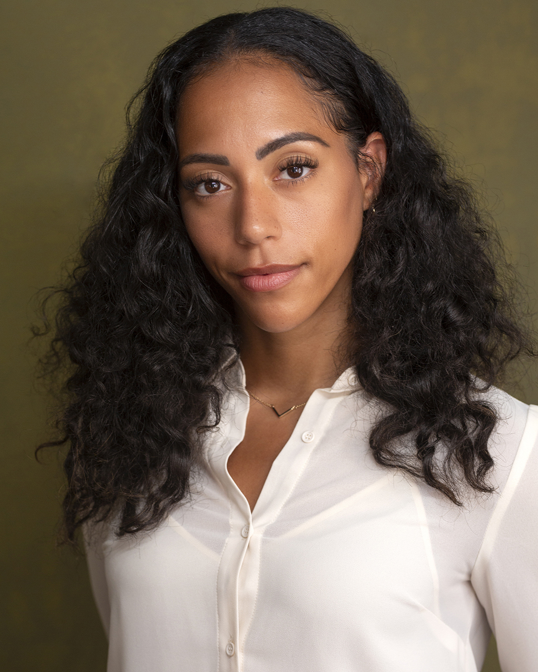 Henry's Featured Artist - Ashley Kraayeveld (Athlete, soldier, nurse, stunt double)