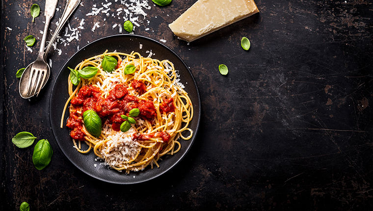 Learn more about Canon lenses for food photography