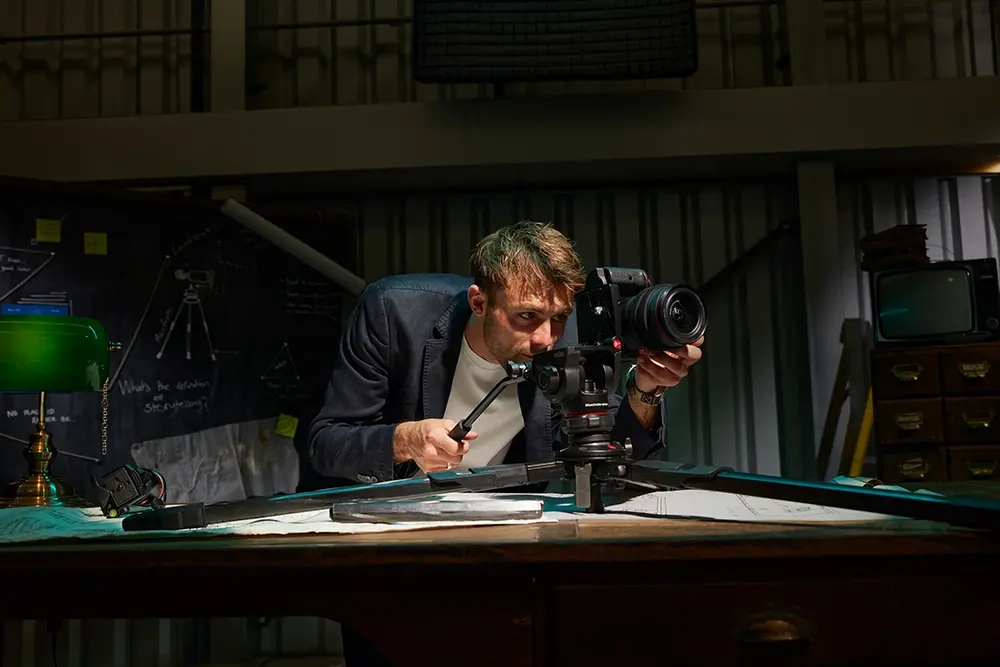 Manfrotto ONE Hybrid Tripod - Lifestyle Image