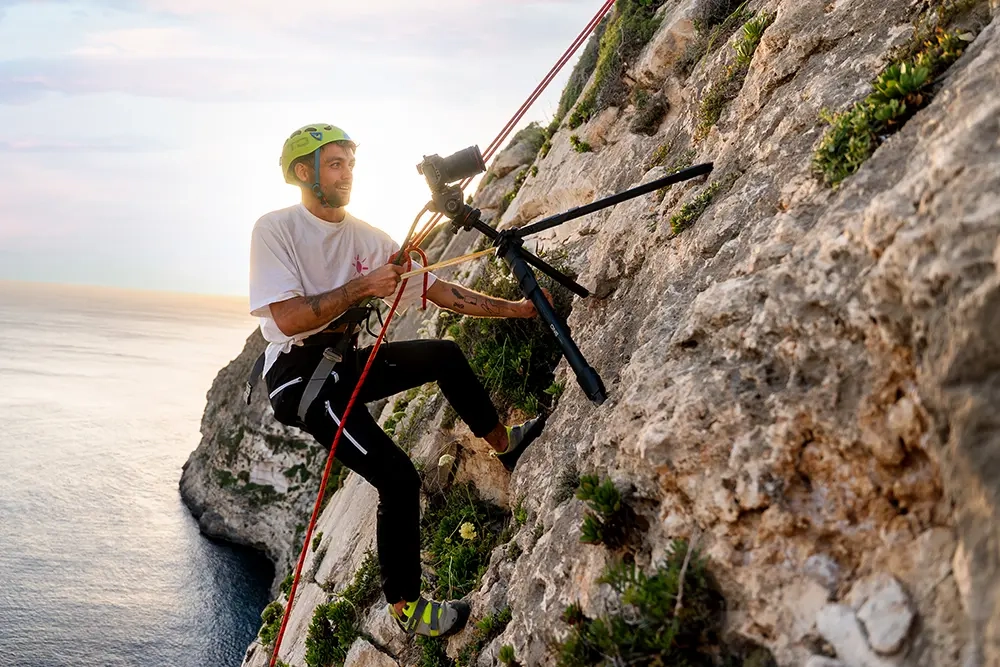 Manfrotto ONE Hybrid Tripod - Lifestyle Image