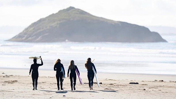 Read "Finding Art in Motion: Shooting Surf with the Sony A9 III and 300mm f/2.8 G Master" on Henry's Blog