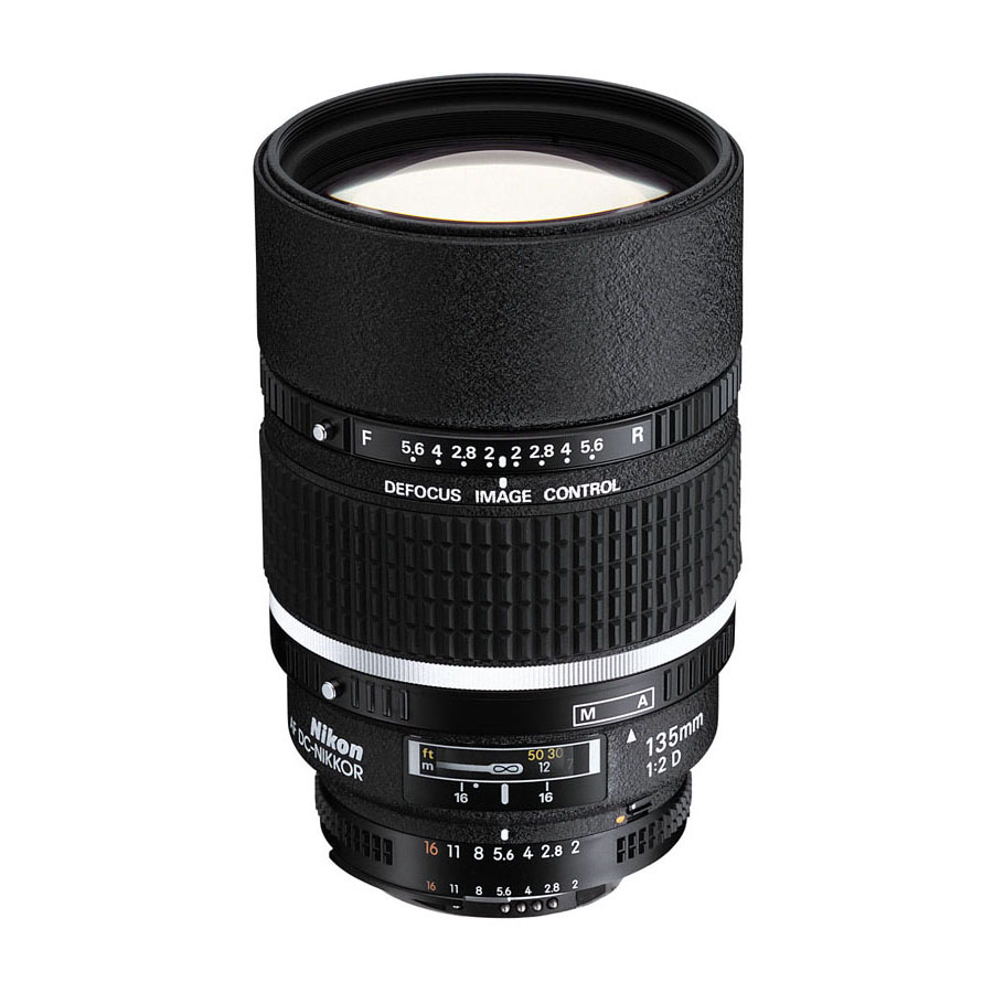 ニコン AF DC-NIKKOR 135mm 1:2 D(レンズ)-