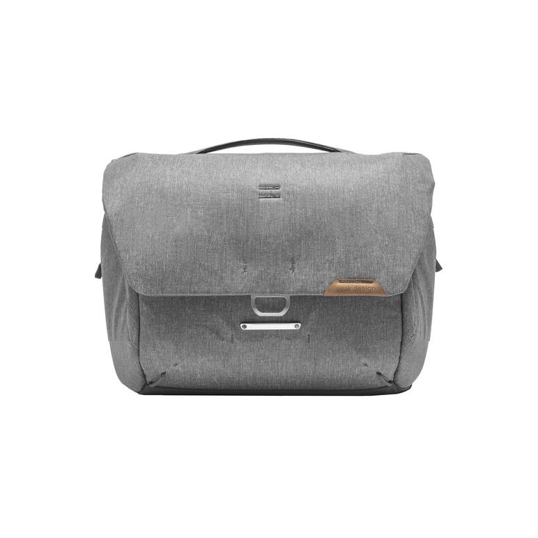 USED Peak Design Everyday Messenger V2