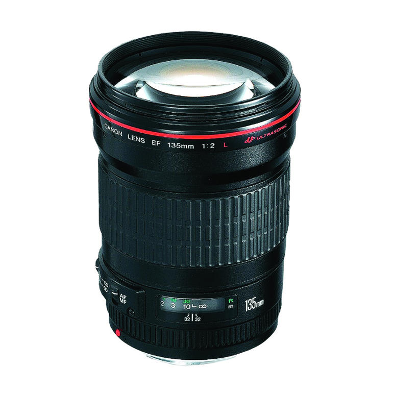 Canon EF 135mm f/2.0 L USM