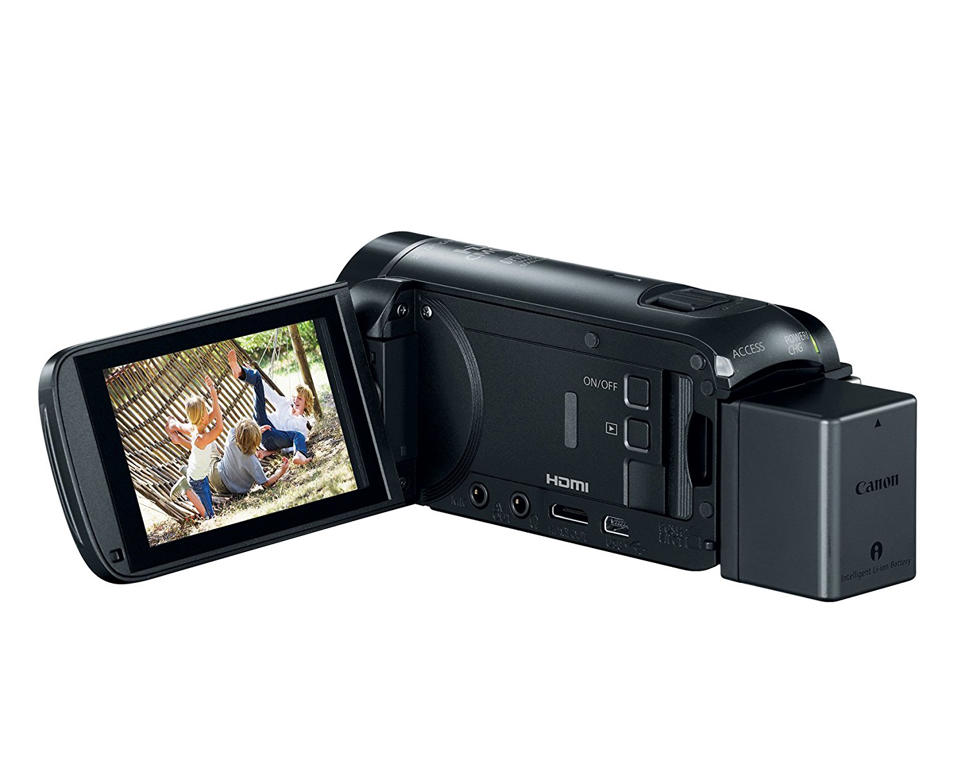 Canon Vixia HF R800 Camcorder Bundle CS + 8GB SD