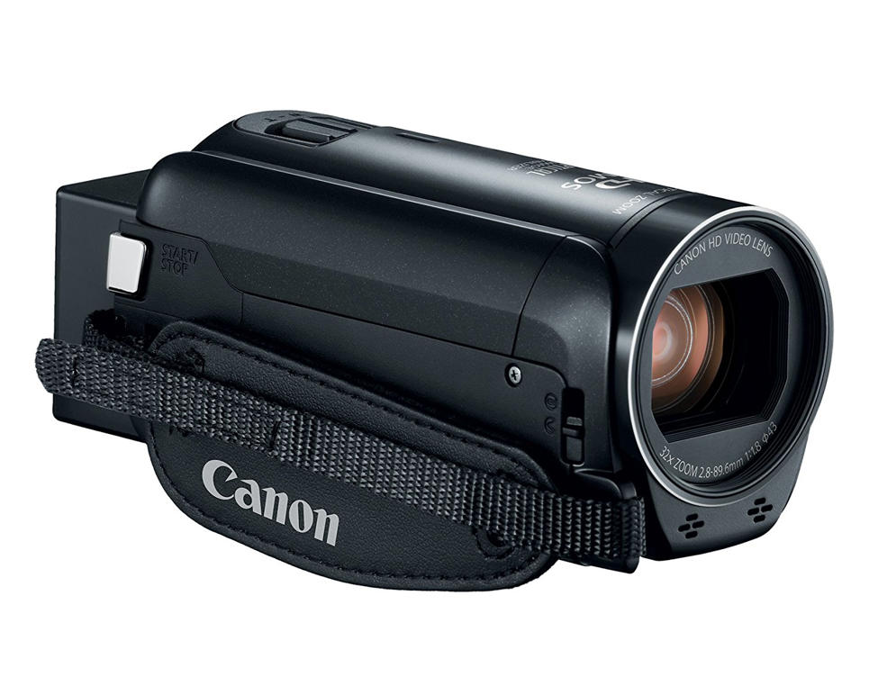 Canon Vixia HF R800 Camcorder Bundle CS + 8GB SD