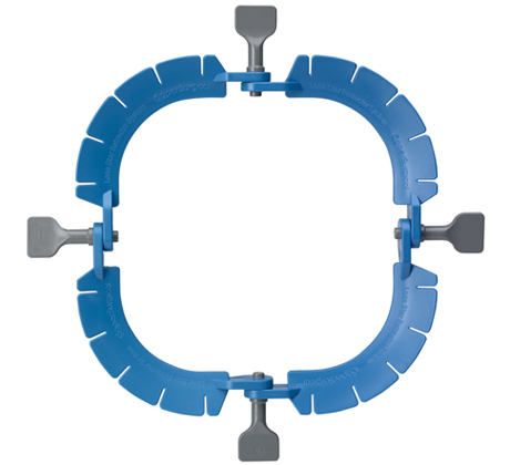Single-Use Self-Retaining Retractor - 14.1 cm x 14.1 cm
