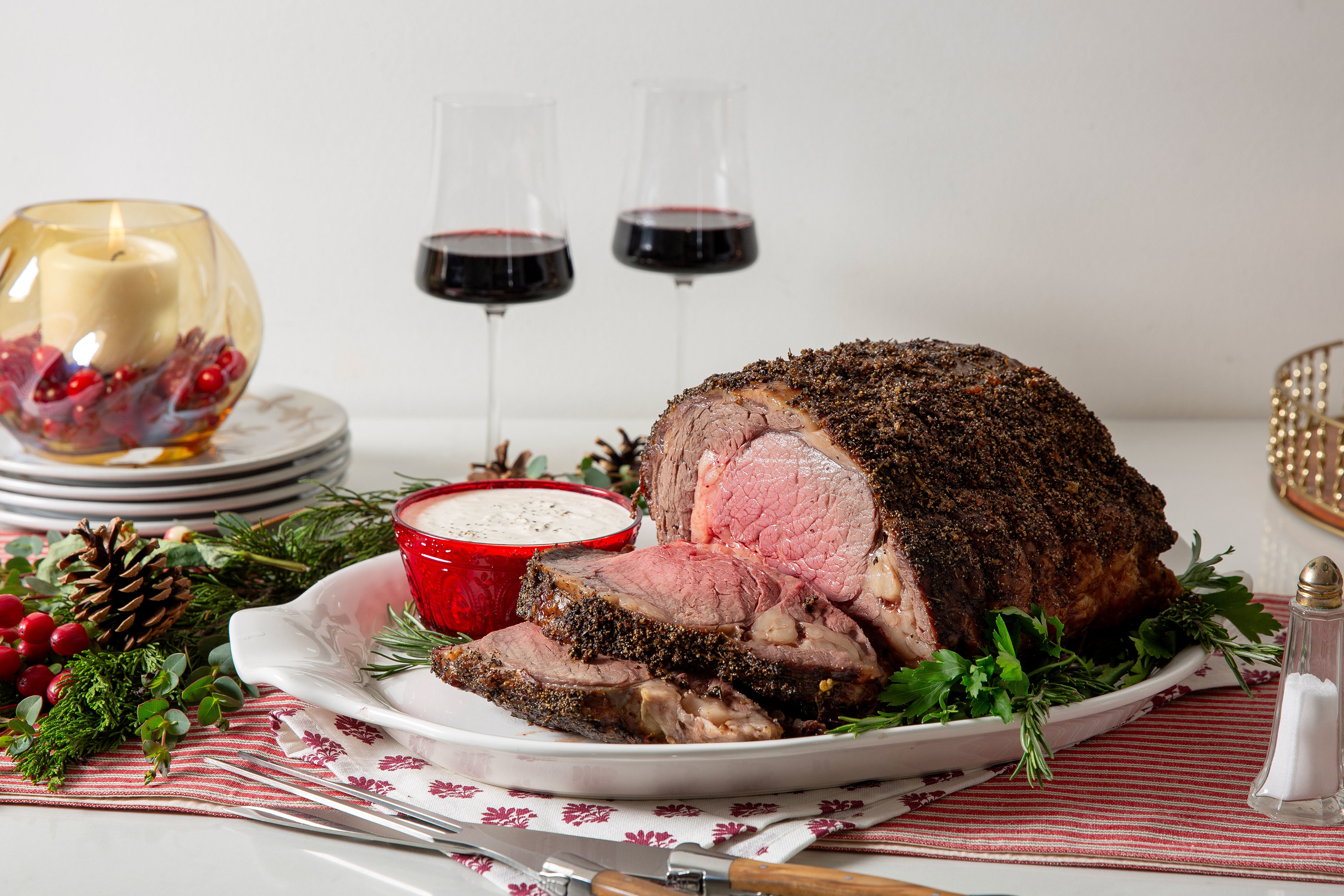 Pepper-Rosemary-Crusted Prime Rib