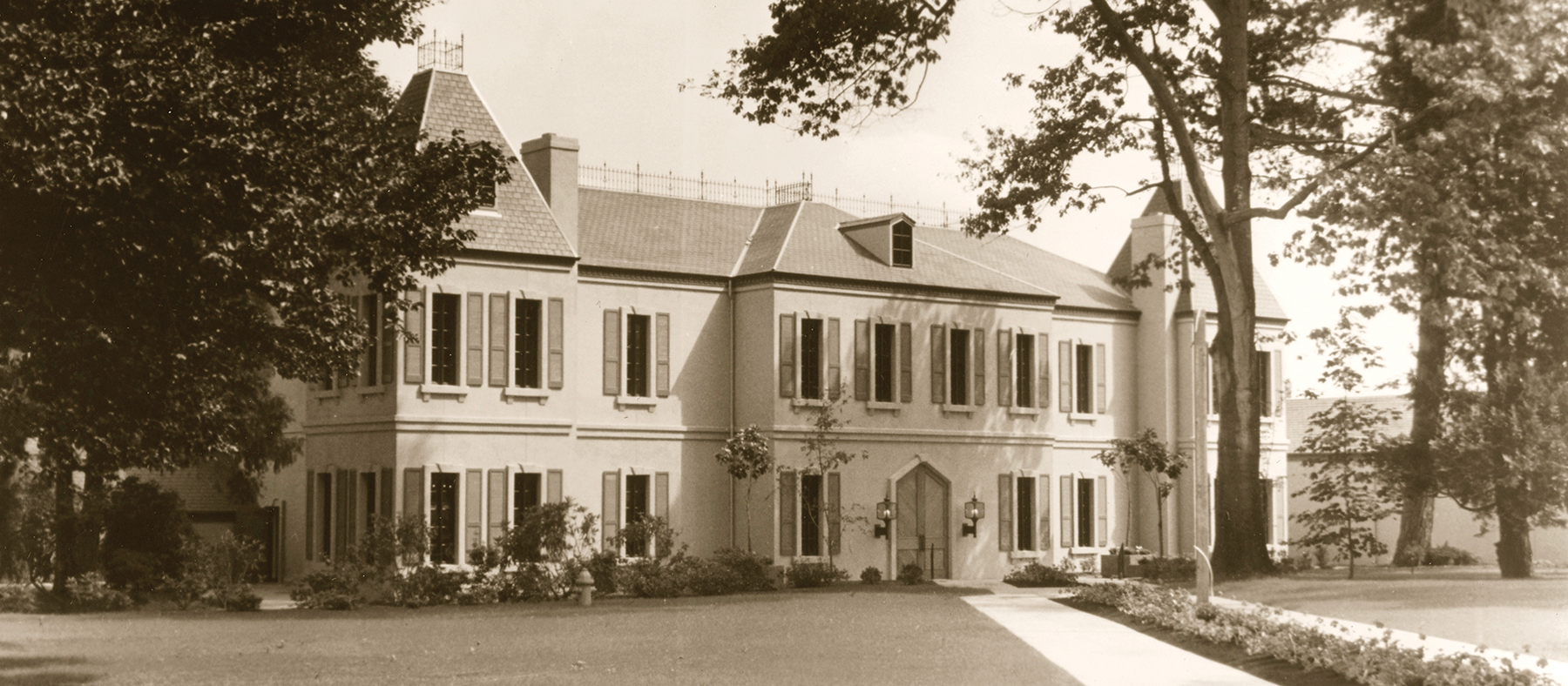 Historic picture of the Chateau