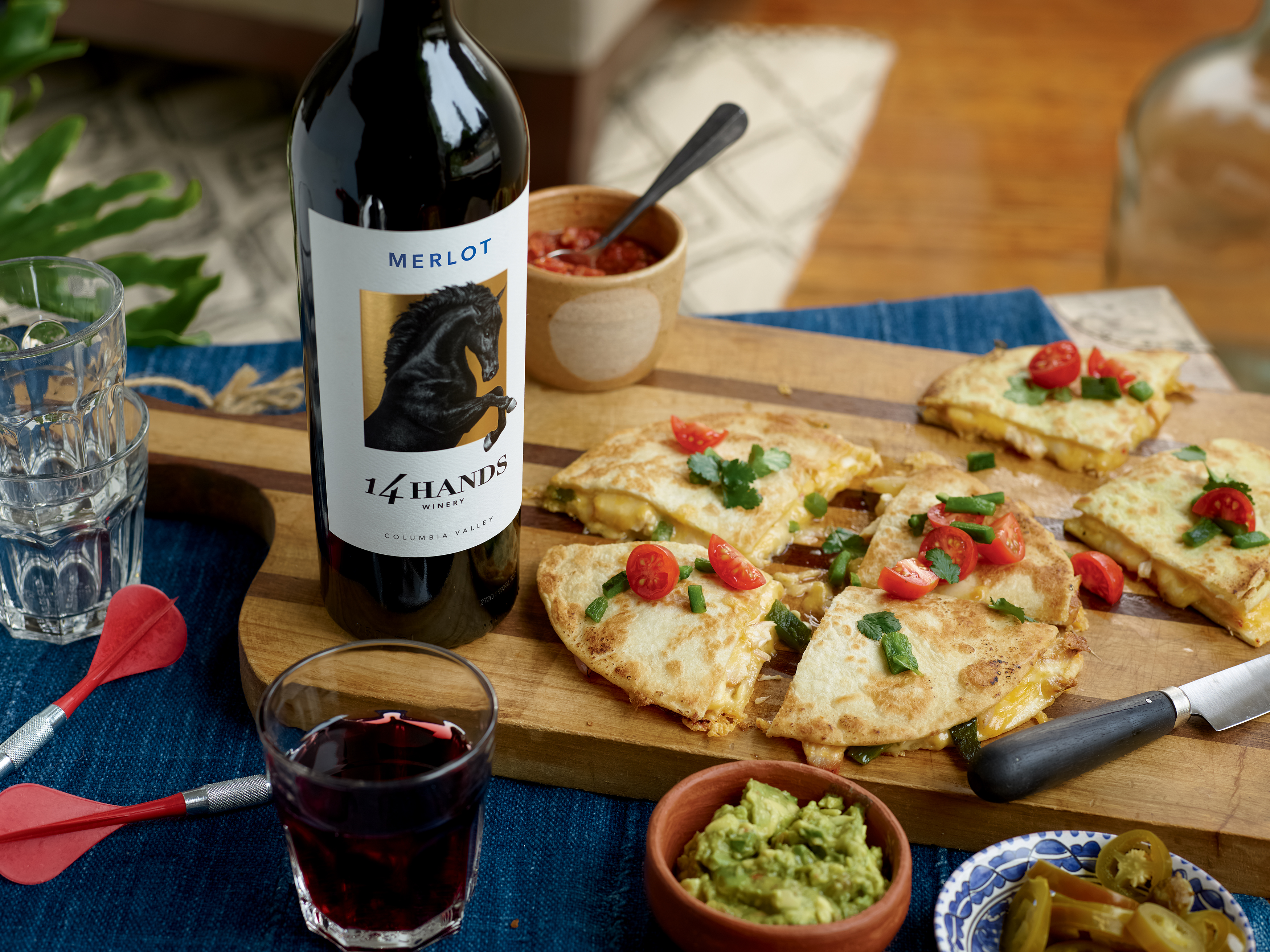 Rosé & Bubbles Pairings | 14 Hands Wine