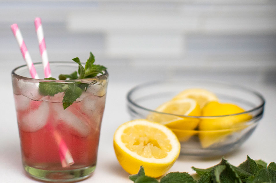 Rosé Lemonade Recipe 14 Hands Winery