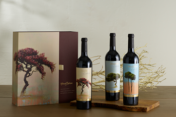 2018 Artist Series Red Wine 3-Bottle Gift Box