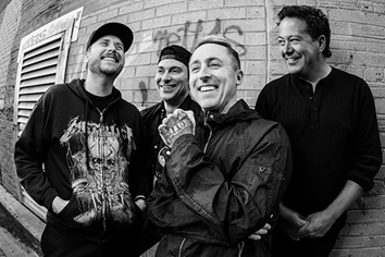 Yellowcard: The Up Up Down Down Tour