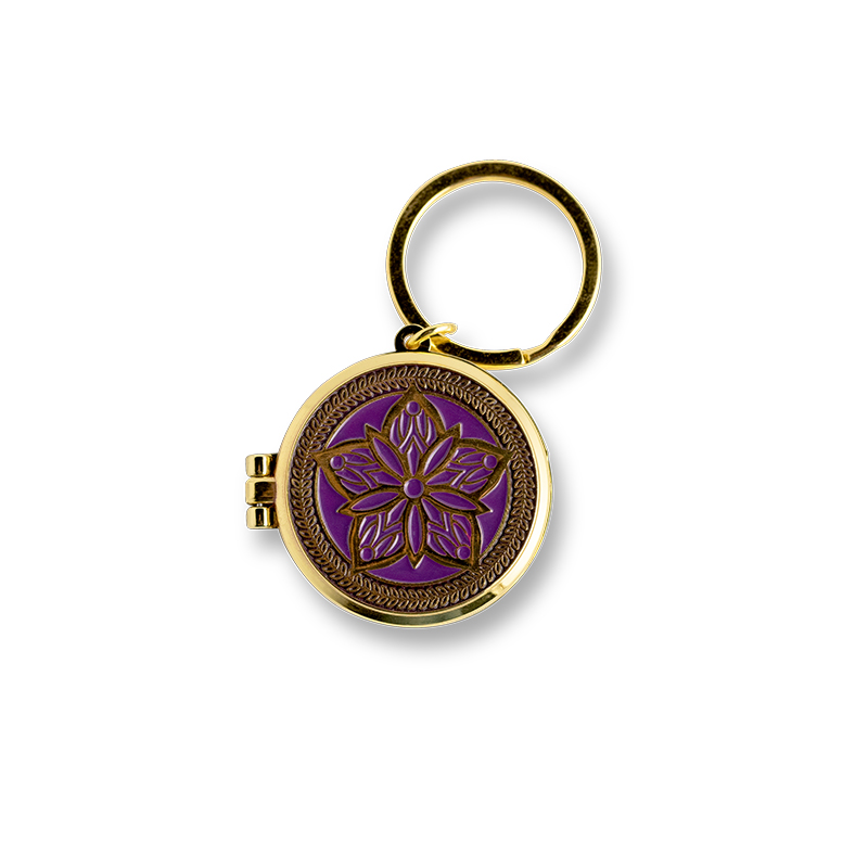QUEEN ESTHER HINGED KEYCHAIN