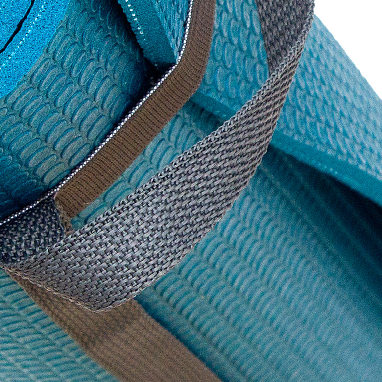 بساط من Plumide