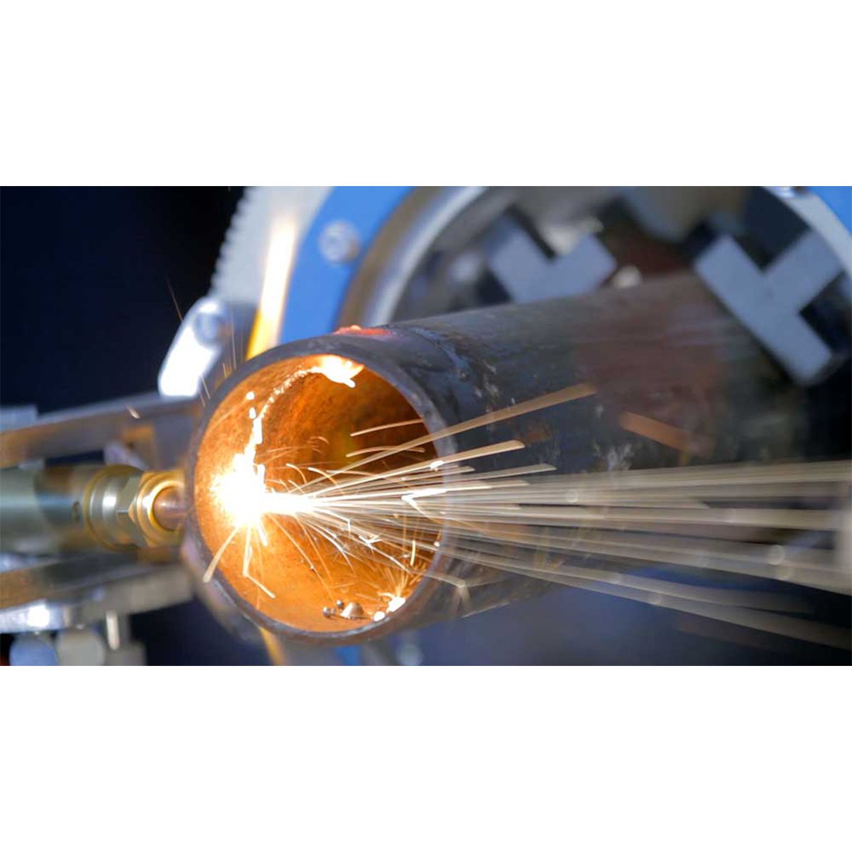 H&M Standard Saddle Type Pipe Beveler cutting a pipe.